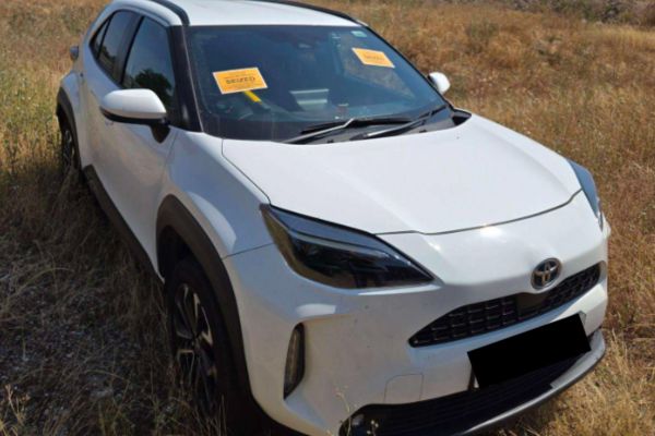 A picture of the seized Toyota Yaris.