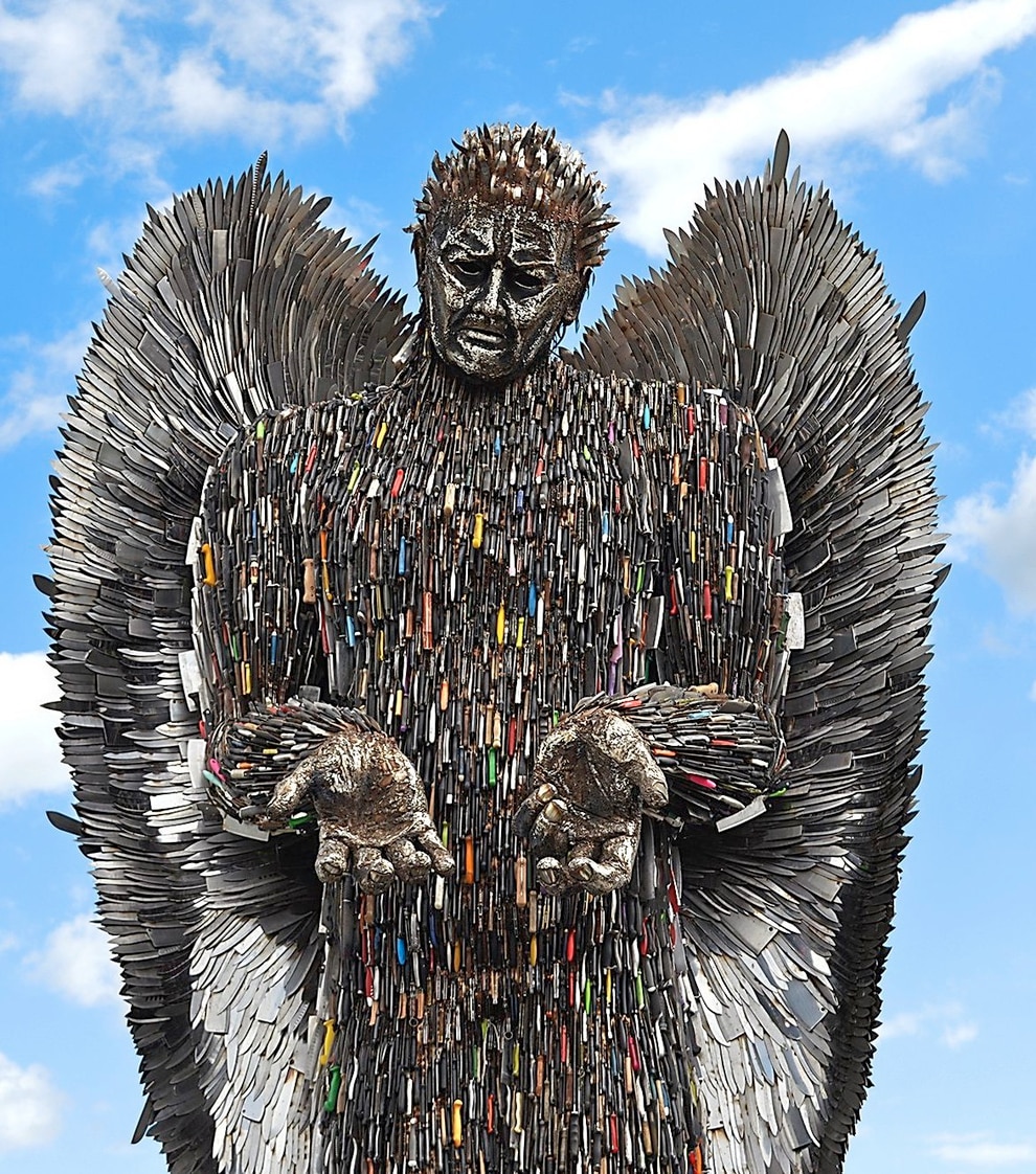 Knife angel